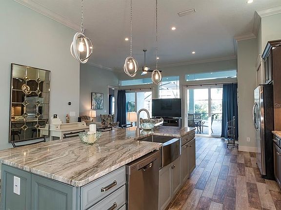 4th image of 36 Cinnamon Beach Way