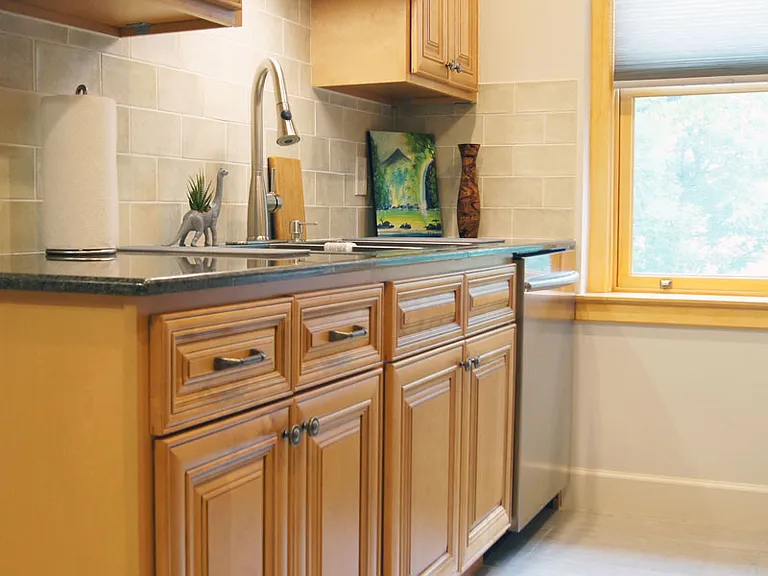 Amherst Woods Apartments — Photo 3