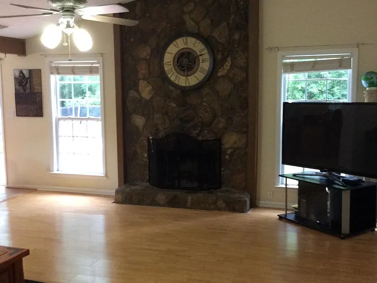 550 Creekwood Xing — Photo 7