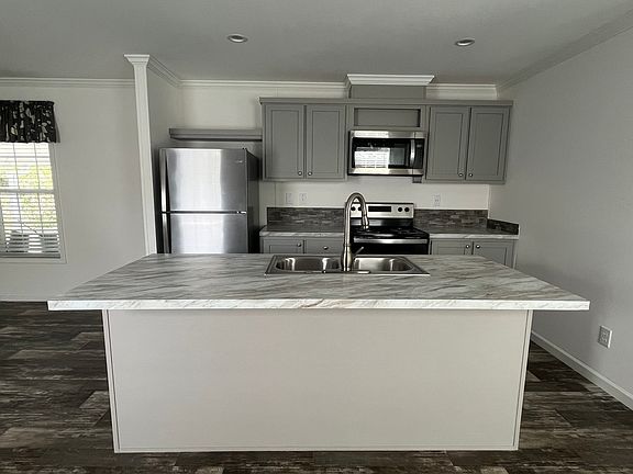 3rd image of 18 Madison Dr #42