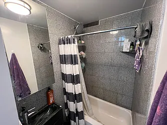 Rented by KNOCKKNOCK LLC