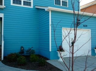 829 Sloop Pointe Ln, Kure Beach, NC 28449