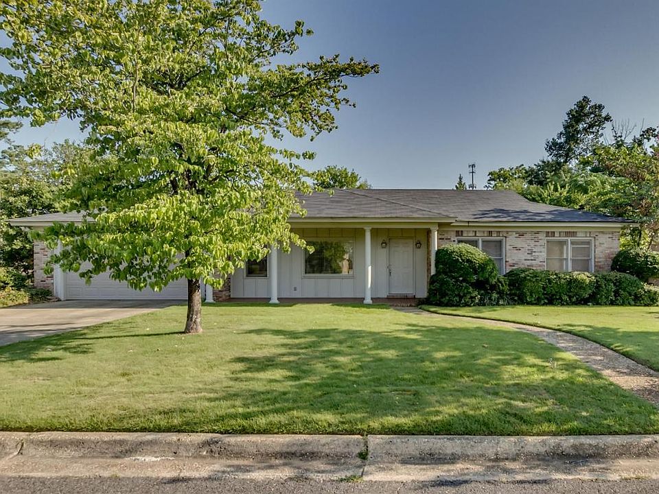 1st image of 265 Cedar Crst #265
