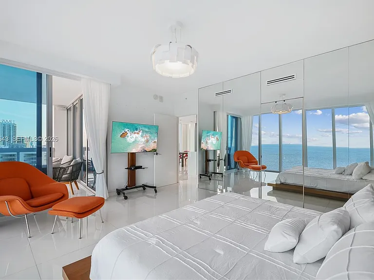 6899 Collins Ave #2208 — Photo 30
