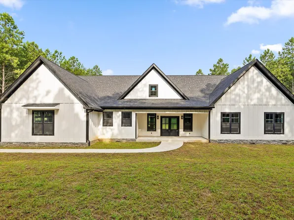 270 Sevier St, Jasper, TN 37347