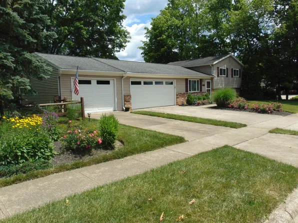 8574 Seabright Dr, Powell, OH 43065