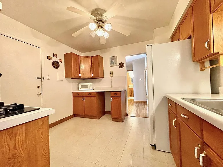 8836 N Western Ave #204D — Photo 15