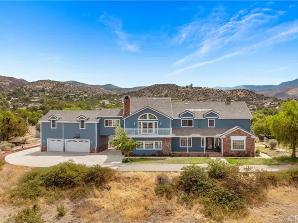 33247 Escondido Dr, Santa Clarita, CA 91390