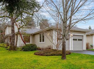 Parklane/Parklane Mews, Esquimalt, BC V9A 7L9