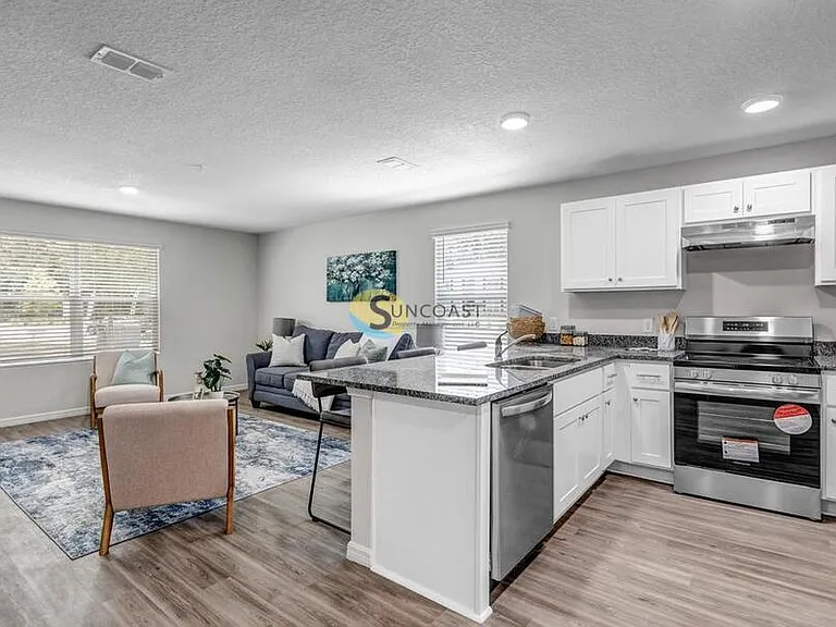 Oakfield at Mandarin — Photo 10