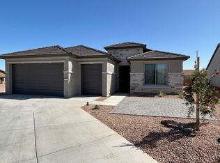 1665 E Colonnade Dr, Green Valley, AZ 85614