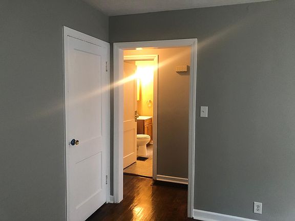 3rd image of 1505 Wallace Ave