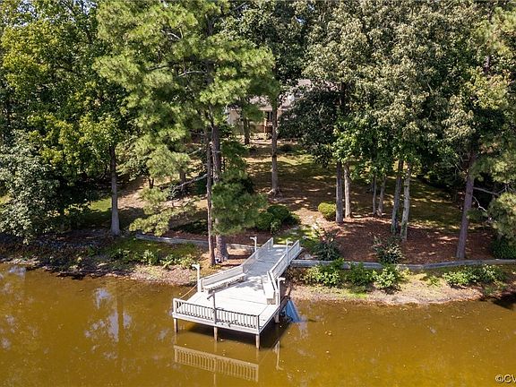 4th image of 11239 Linderwood Dr