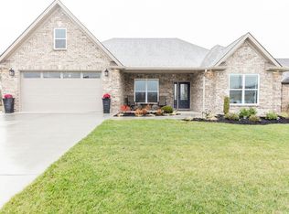 200 Morgan Leigh Ln, Nicholasville, KY 40356