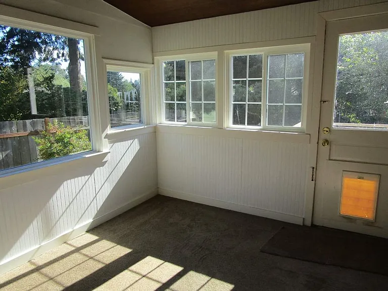 10714 Marietta St SW — Photo 15