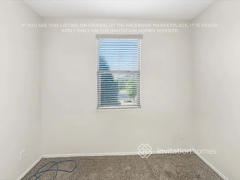 17950 W Tina Ln — Photo 14