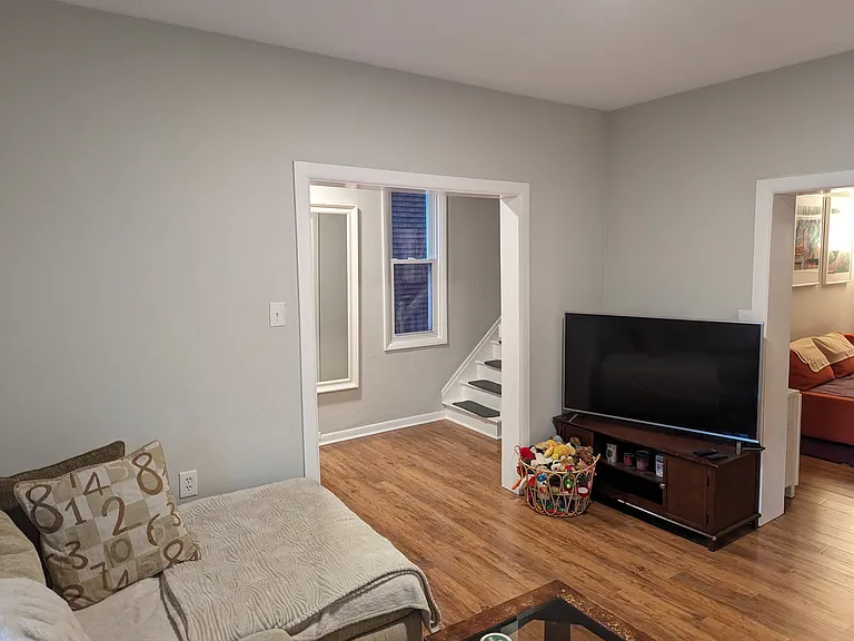 621 Kirtland St — Photo 23