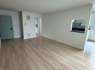 11706 Mayfield Ave APT 9, Los Angeles, CA 90049