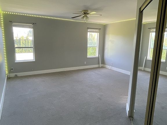 4th image of 32767 Cherry Ave
