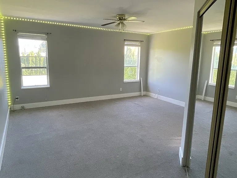 32767 Cherry Ave — Photo 4