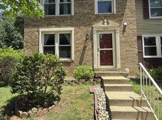 5519 Inverness Woods Ct, Fairfax, VA 22032