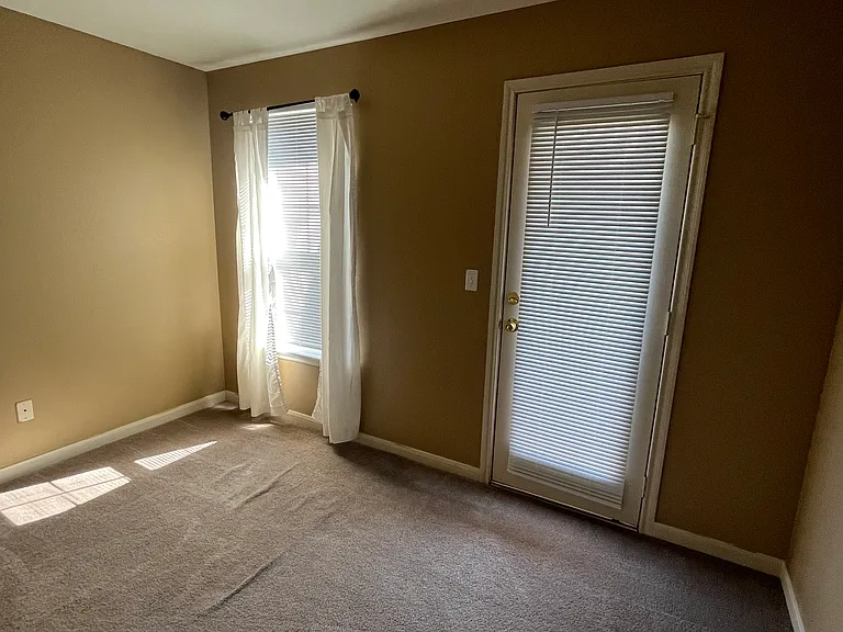 Second bedroom