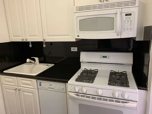 Rented by GoodRock Realty | media 29