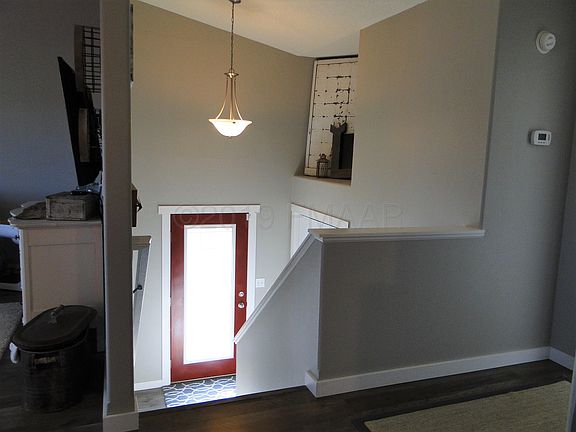 5th image of 3161 11th Ave S