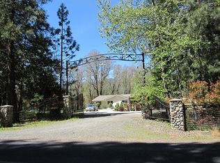 1671 Pleasant Creek Rd, Rogue River, OR 97537