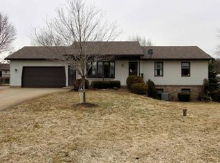 1767 Prairie Ct, Dorr, MI 49323
