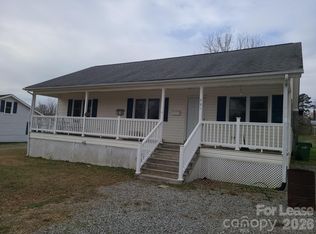 201 Eastwood Dr, Mount Holly, NC 28120