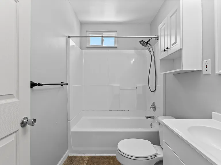 21328 Audette St — Photo 19