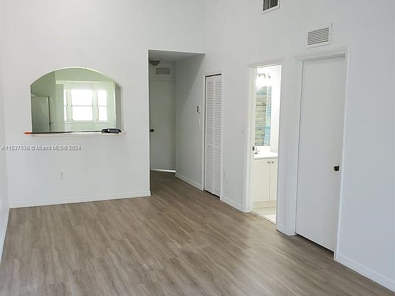 2nd image of 980 NE 33rd Ter Unit 202