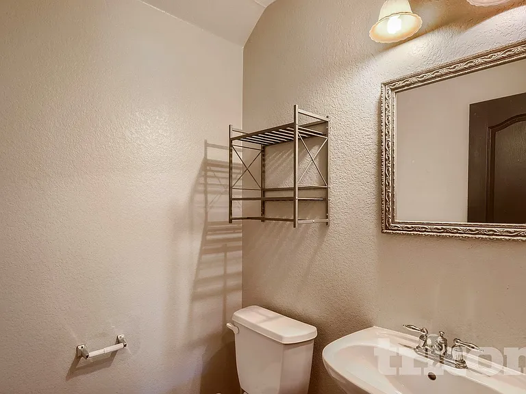 3911 Alpha Way — Photo 13