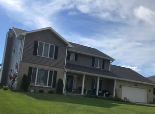 1703 Dairy Ln, Ottawa, IL 61350