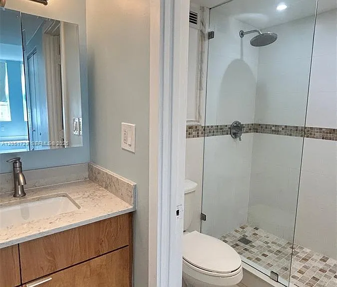2899 Collins Ave #724 — Photo 11