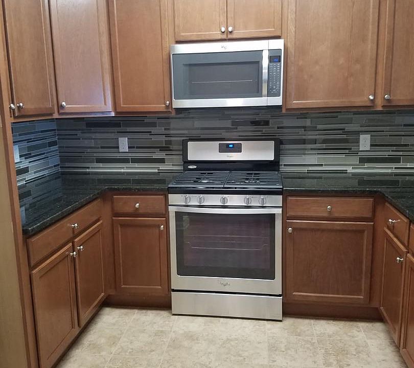 1st image of 1128 Halifax Pl