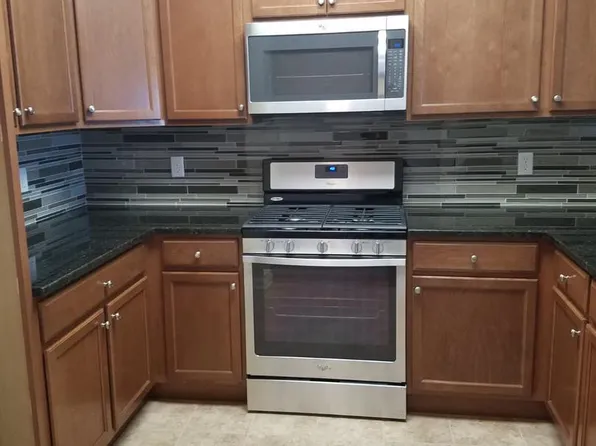 1128 Halifax Pl, Hamilton, NJ 08619