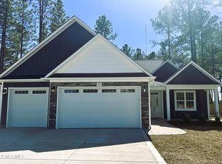 784 Winds Way, Aberdeen, NC 28315