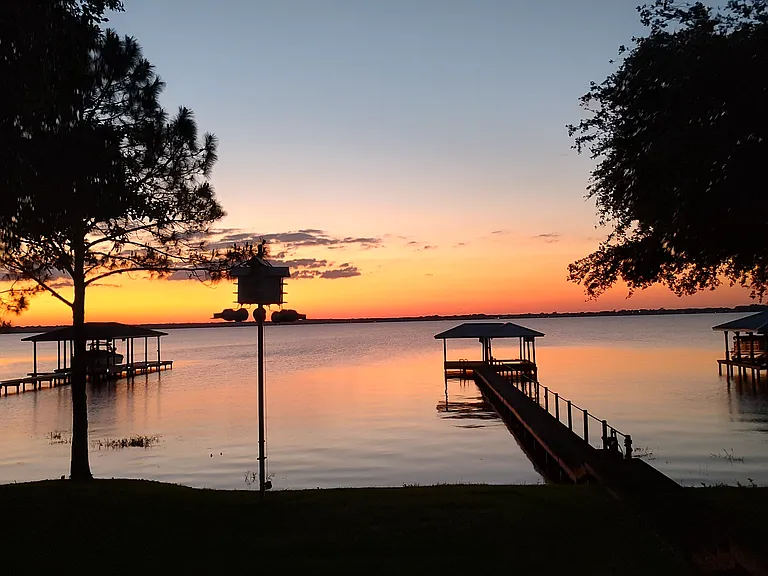 560 Sunset Pointe Dr — Photo 49