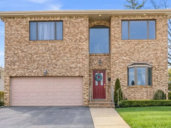 270 Baldwin Ave, Hasbrouck Heights Boro, NJ 07604