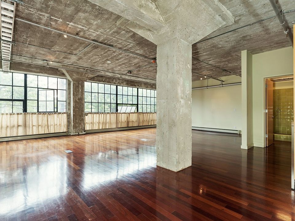 1st image of 2711 18th St APT 21