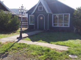 303 Driftwood Ave, Garibaldi, OR 97118