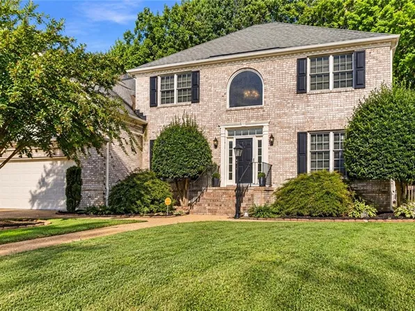122 Crosspointe Ct, Yorktown, VA 23693