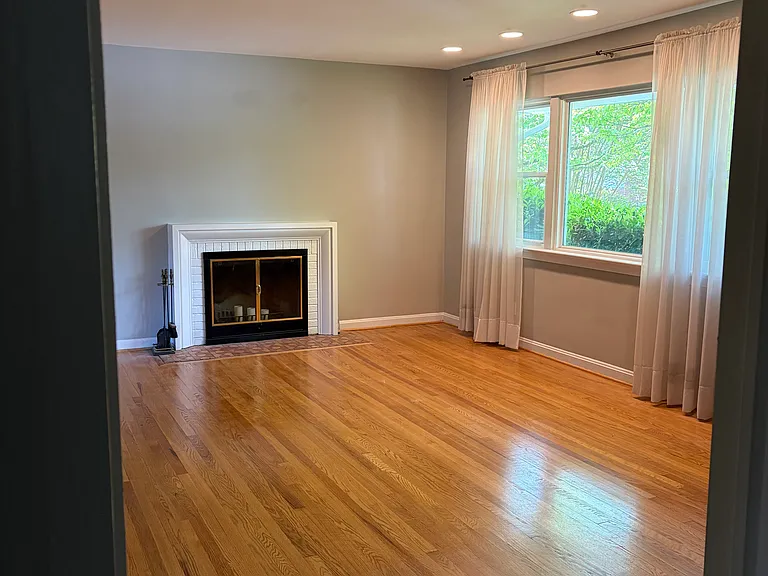 9311 Chanute Dr — Photo 3