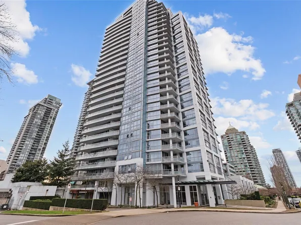 4400 Buchanan St #1102, Burnaby, BC V5C 0E3