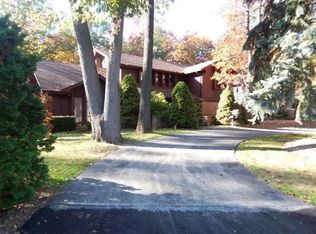 5325 Carlingfort Dr, Toledo, OH 43623