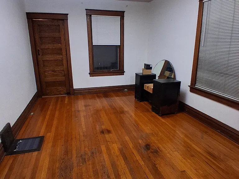 2529 Holmes St — Photo 20
