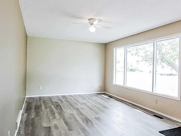 5th image of 9616 S 91b Ave