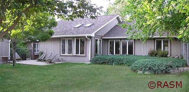 1st image of 925 Menk Dr